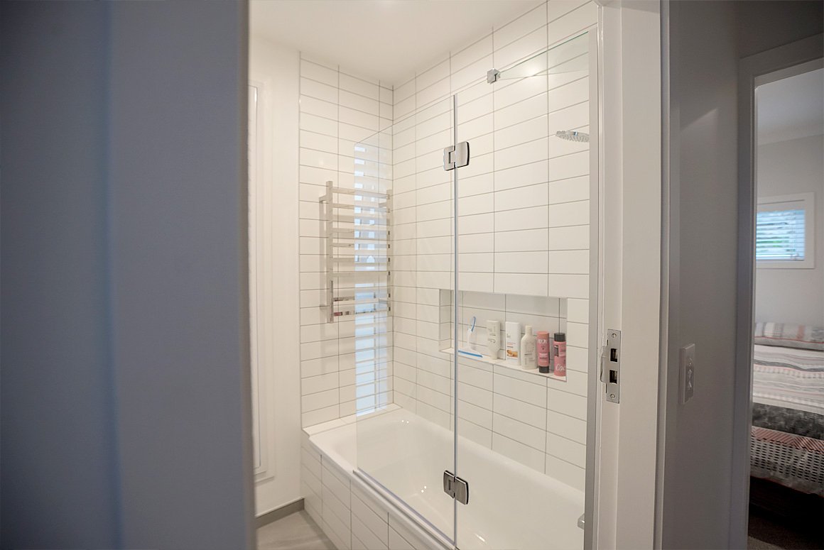 melrose-renovation-shower-bath.jpg